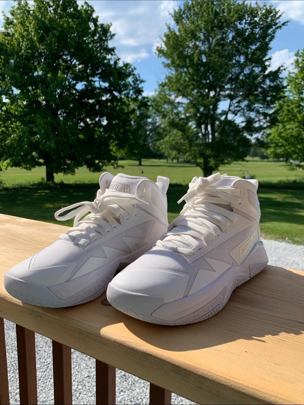 Triple Double basketball shoe by Moolah Kicks in the "White Hot" size 8 - Picture 8 of 13